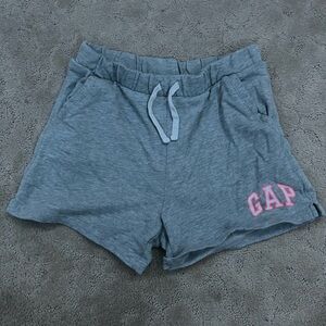gap shorts